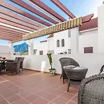 Amazing 2-bedroom Retreat In Nueva Andalucia, Steps From Centro Plaza * מארבלה