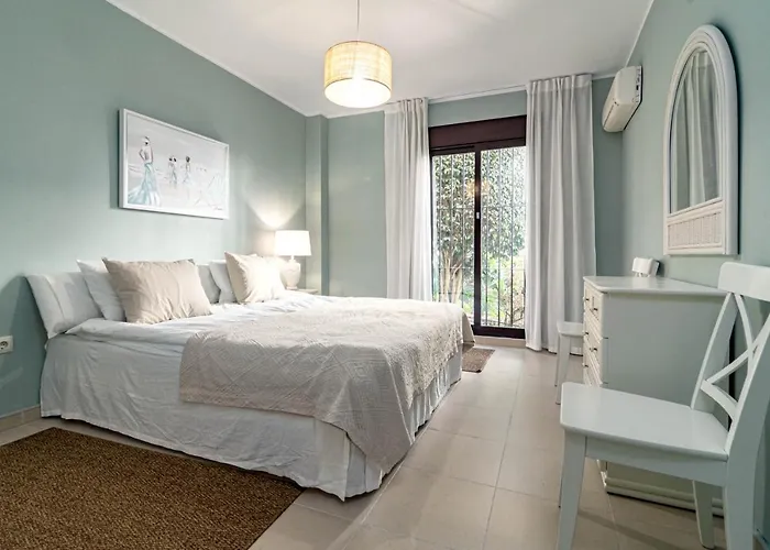 アパート Amazing 2-bedroom Retreat In Nueva Andalucia, Steps From Centro Plaza