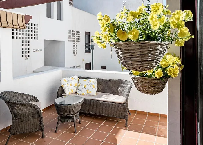 アパート Amazing 2-bedroom Retreat In Nueva Andalucia, Steps From Centro Plaza